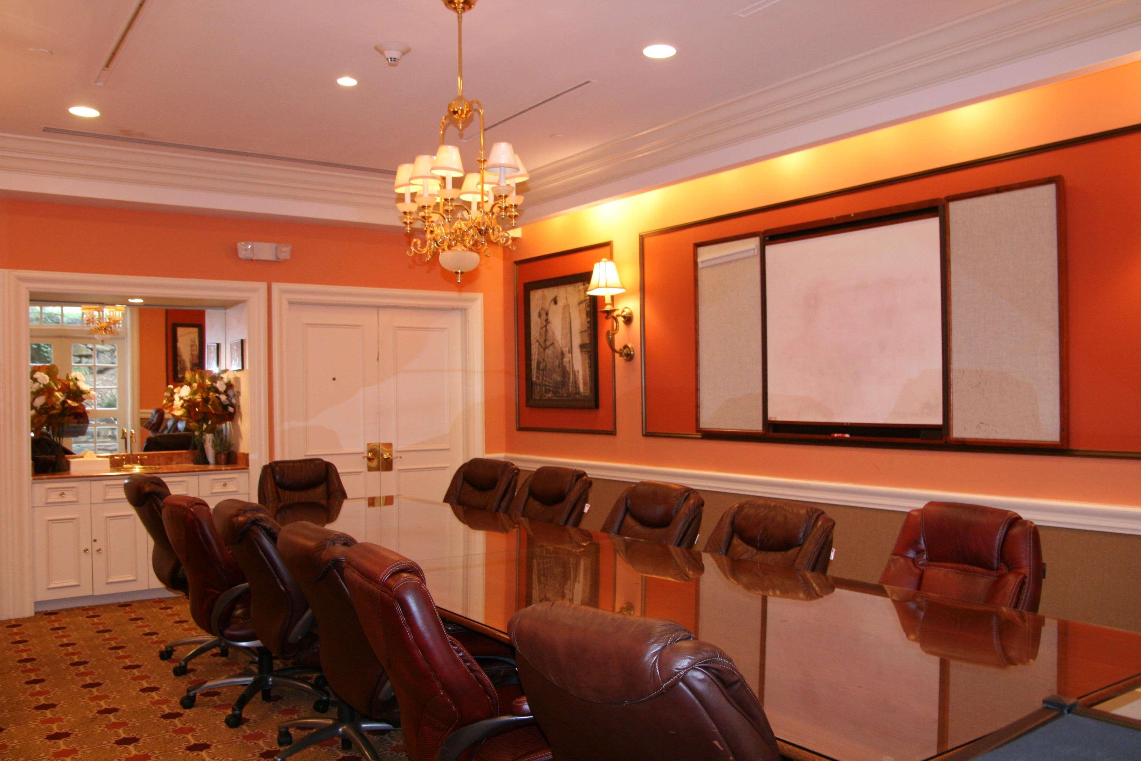 Hampton Inn&Suites Stamford Einrichtungen foto